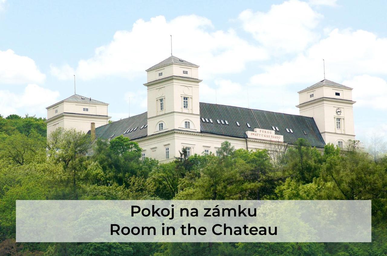 Zamek Racice Hotel Exterior foto